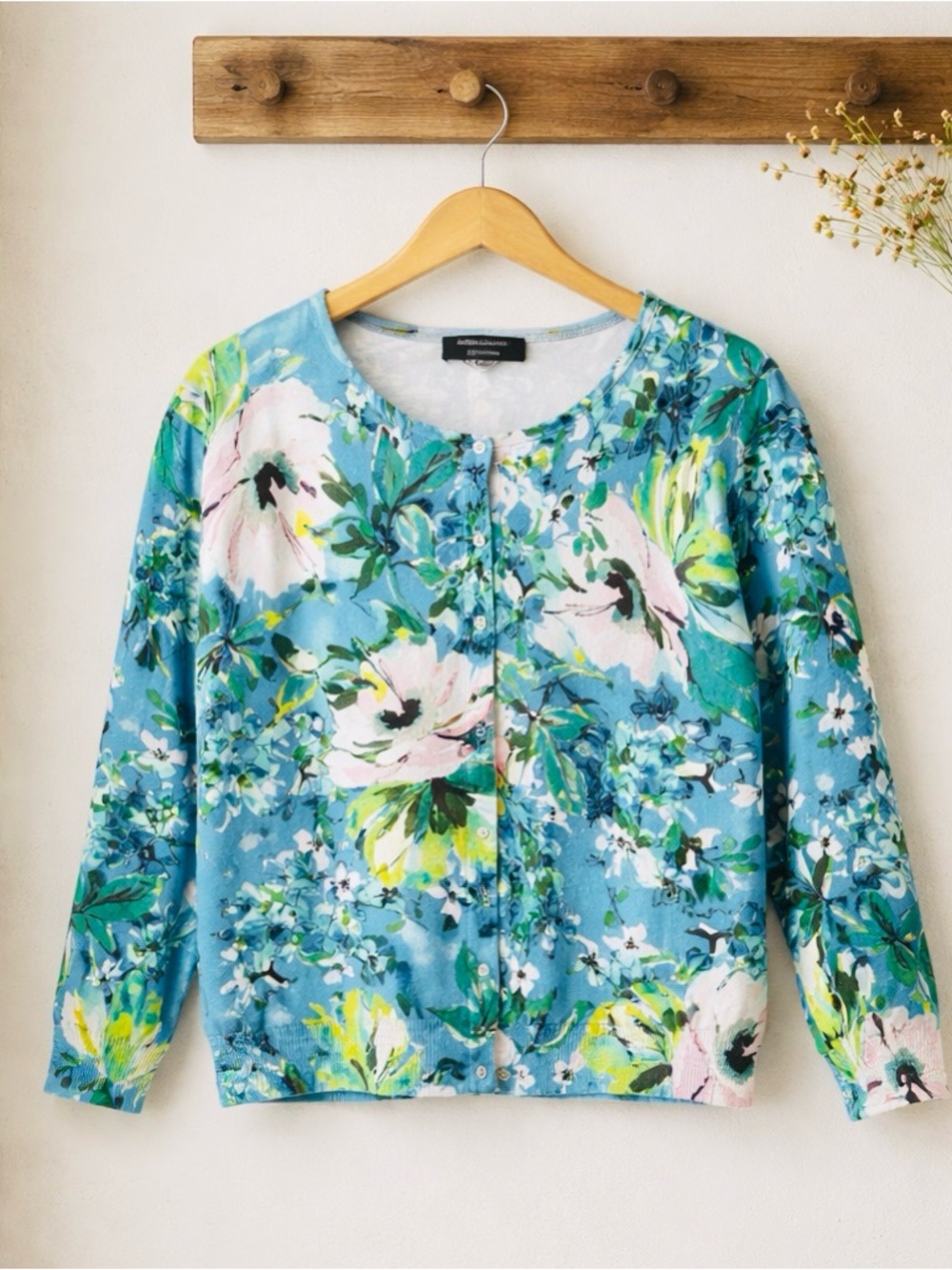 Cable & Gauge Floral Blue Green Button Cardigan - Picture 3 of 3